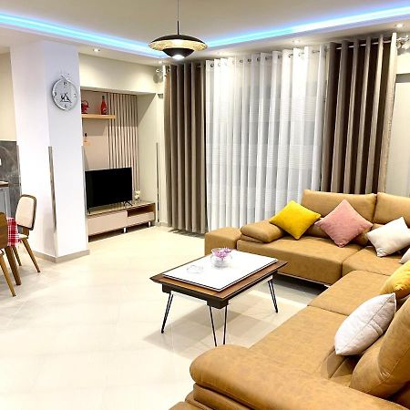 Queen Isabella Premium Ξενοδοχείο Vlorë Εξωτερικό φωτογραφία
