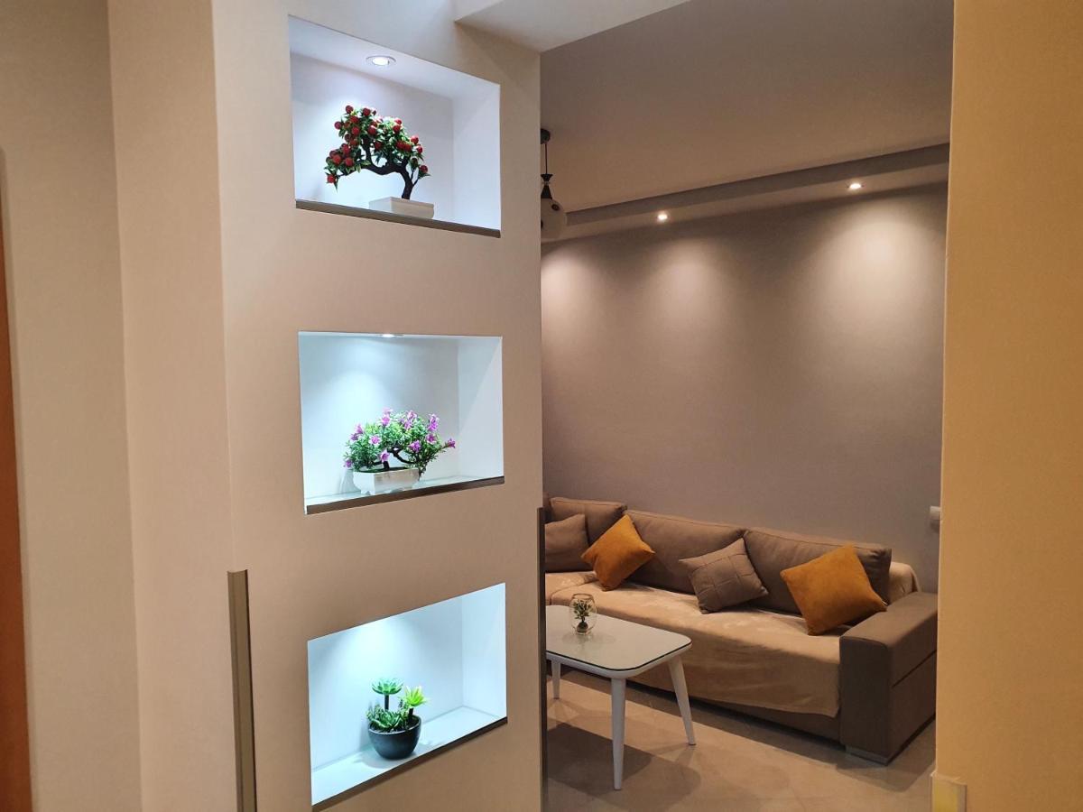 Queen Isabella Premium Ξενοδοχείο Vlorë Εξωτερικό φωτογραφία